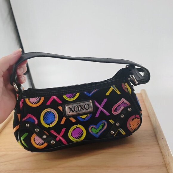 XOXO Purse - Picture 1 of 9